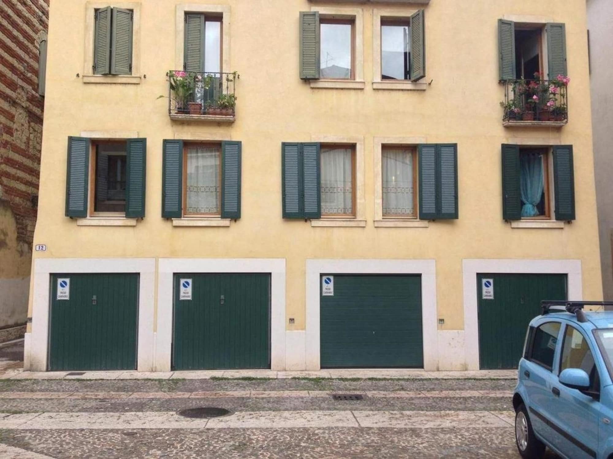 Romeo'S Guest House Verona Exterior photo